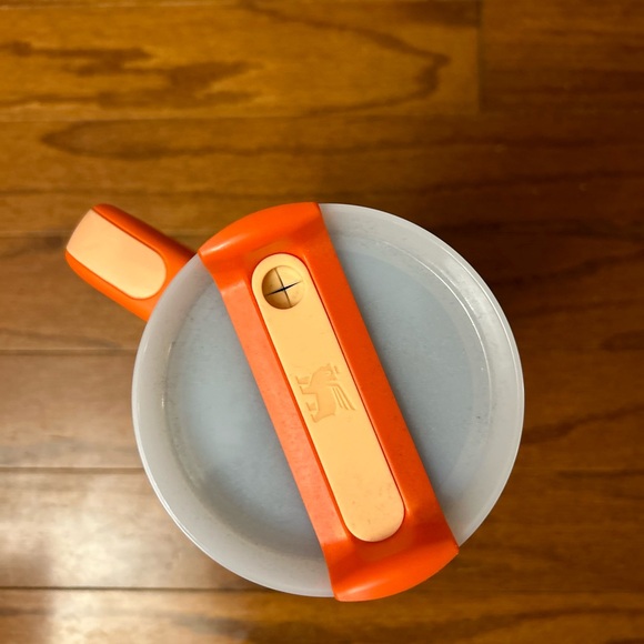 NEW Orange Stanley travel cup 40 oz - Picture 3 of 6